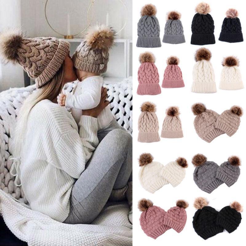 Bonnet en tricot chaud et doux pour bébé garçon, bébé fille et maman, avec pompon, assorti pour adulte et enfant