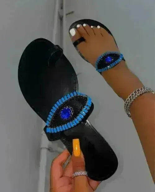 Mules plates mode femme bout rond à strass