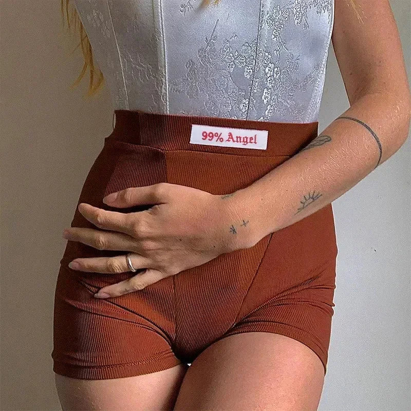 Shorts motard en maille côtelée noire à taille haute et broderie lettre blanche pour femme
