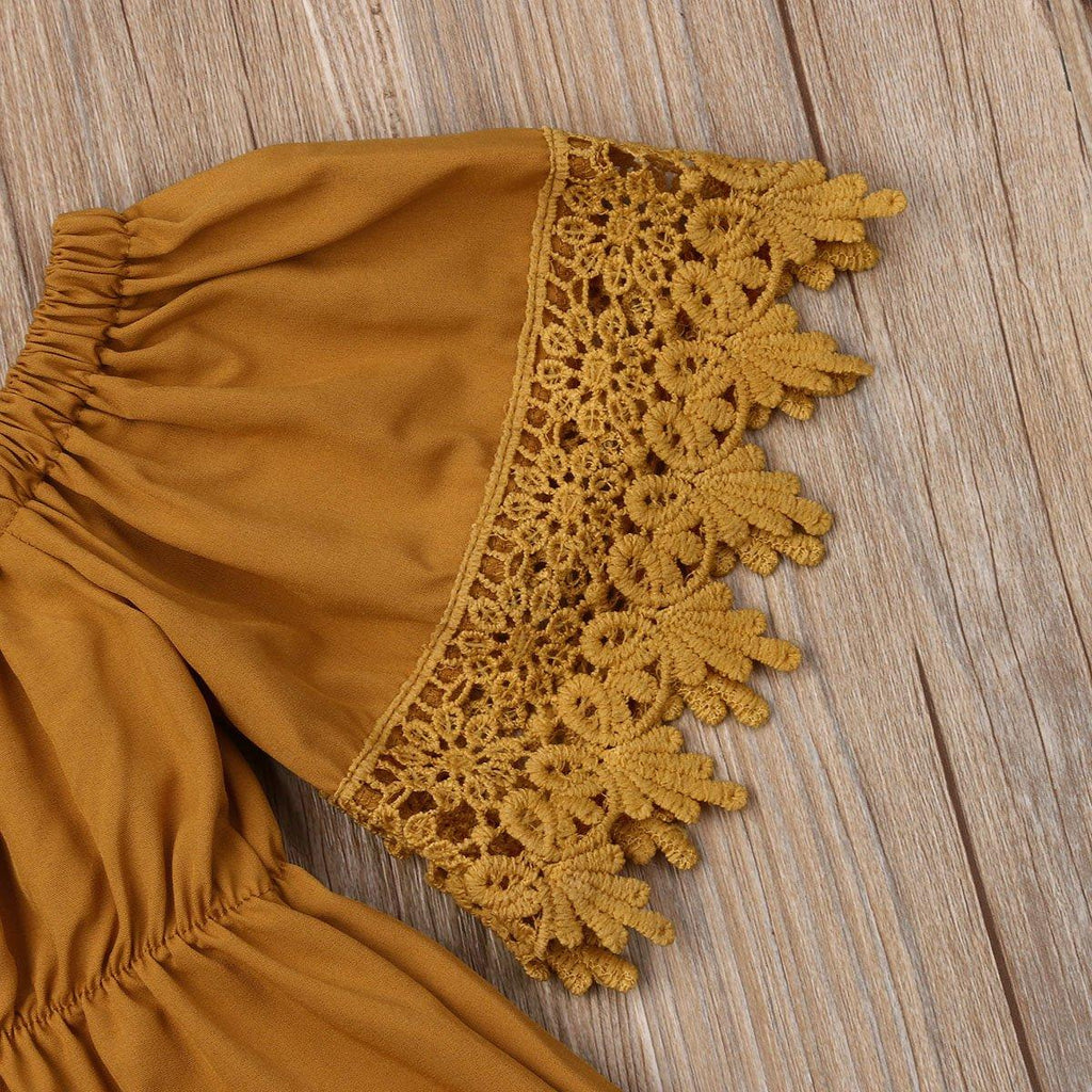 Tenues élégantes de luxe fleuries pour bébés filles nouveau-nés et tout-petits, comprenant un haut solide à épaules dénudées, un short fleuri et un bandeau avec nœud.