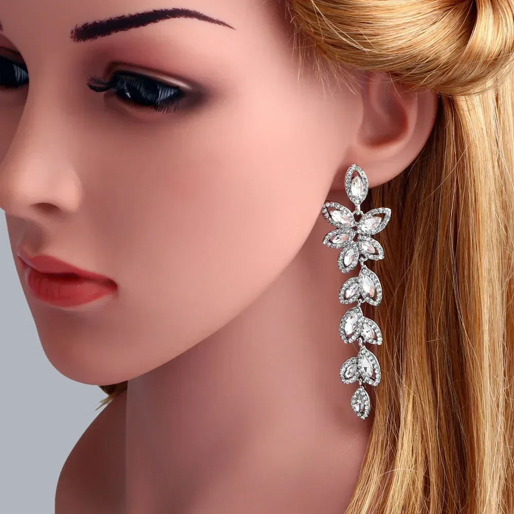 TREAZY Boucles d'oreilles pendantes de mariage en cristal pour femmes, couleur argent, pour mariées, cadeaux d'anniversaire, bijoux de fête