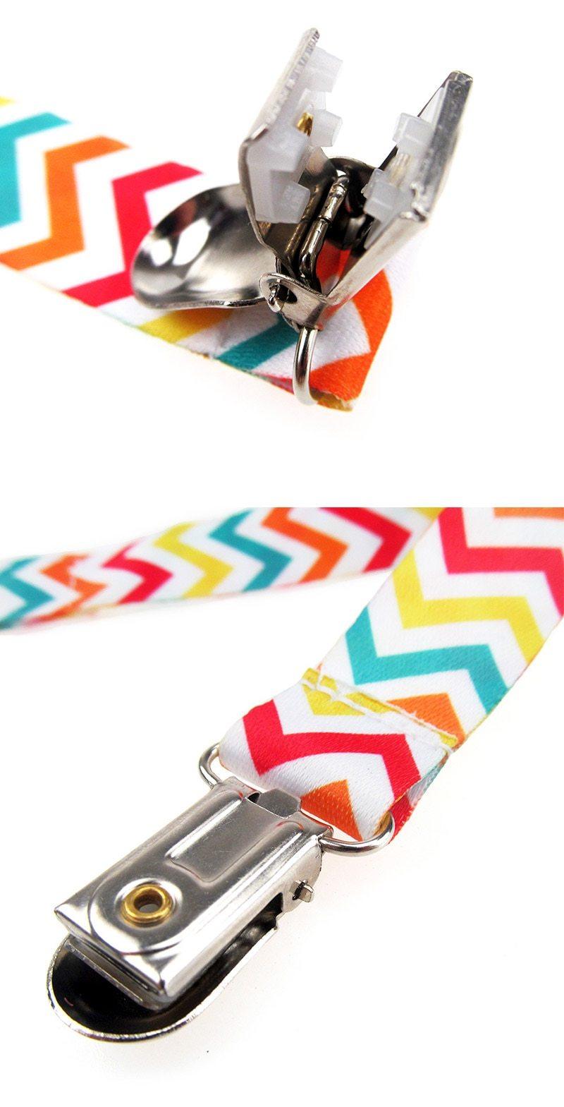 Lot de 4 attaches-sucettes pour bébés, anneaux de dentition, attache-tétine pour bébés et jeunes enfants