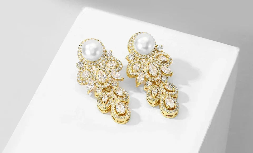 ZAKOL Nouvelle Mode CZ Zircon Cristal Feuille Dangle Boucles d'Oreilles pour Femmes Luxe De Mariage De Mariée Partie Bijoux