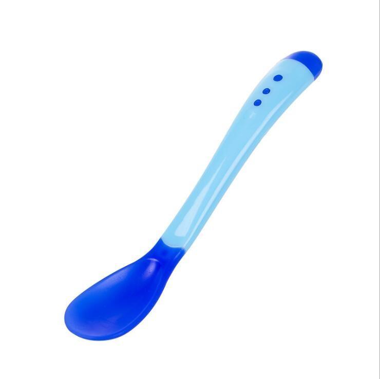 1 ensemble vaisselle pour enfants, fourchette et cuillère en silicone souple sensibles à la température, assiette, couverts, outil d'alimentation unique pour bébés garçons et filles