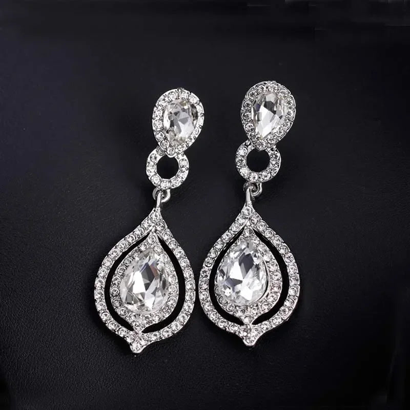 TREAZY Boucles d'oreilles pendantes de mariage en cristal pour femmes, couleur argent, pour mariées, cadeaux d'anniversaire, bijoux de fête