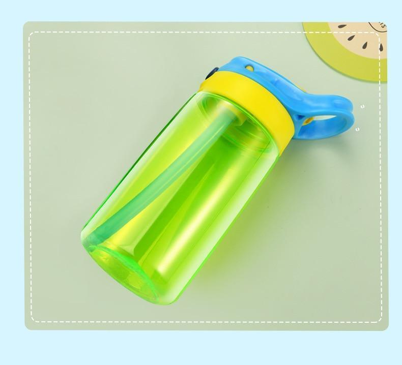 Gourde pour enfants 480ML Tasse d'alimentation créative et sûre pour bébé avec pailles Bouteilles d'eau étanches Tasses portables pour enfants en plein air