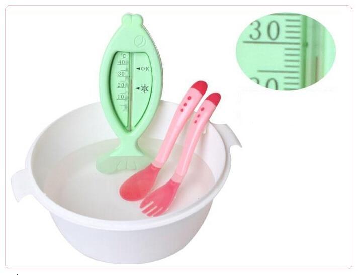 1 ensemble vaisselle pour enfants, fourchette et cuillère en silicone souple sensibles à la température, assiette, couverts, outil d'alimentation unique pour bébés garçons et filles