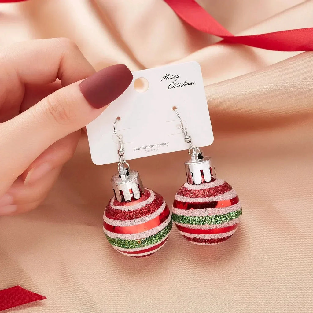 Rinhoo Noël Cercle Rond Cœur Cerf Élans Pendentif Boucles D'oreilles Perçantes Crochet D'oreille Boucle D'oreille Bijoux pour Femmes