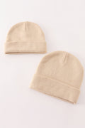 Bonnet basique en maille côtelée beige