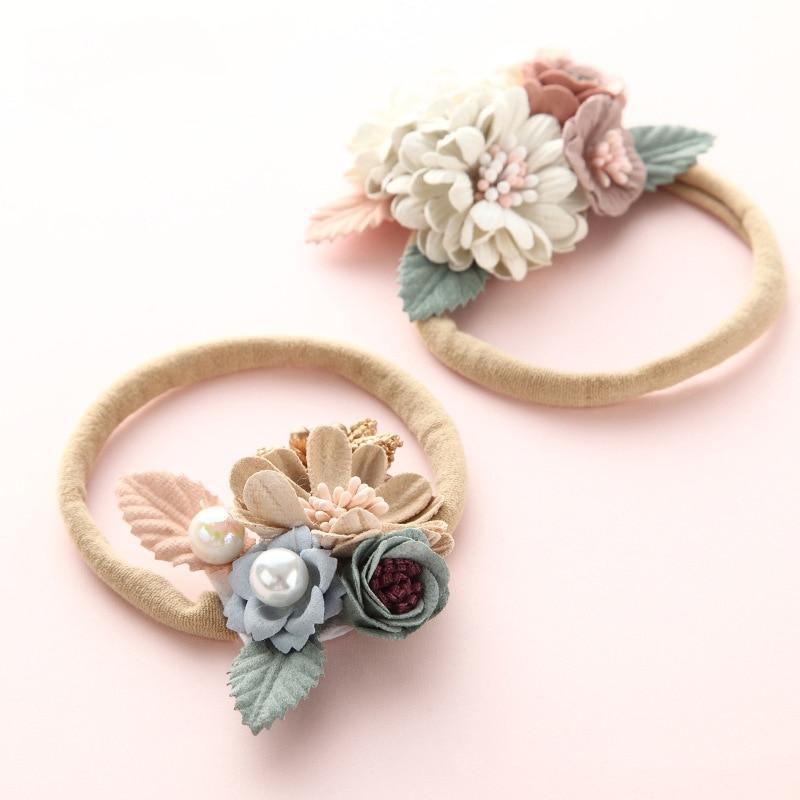 Bandeau floral moderne pour bébé nouveau-né, Bandeaux élastiques à perles, Nœud papillon style frais pour filles