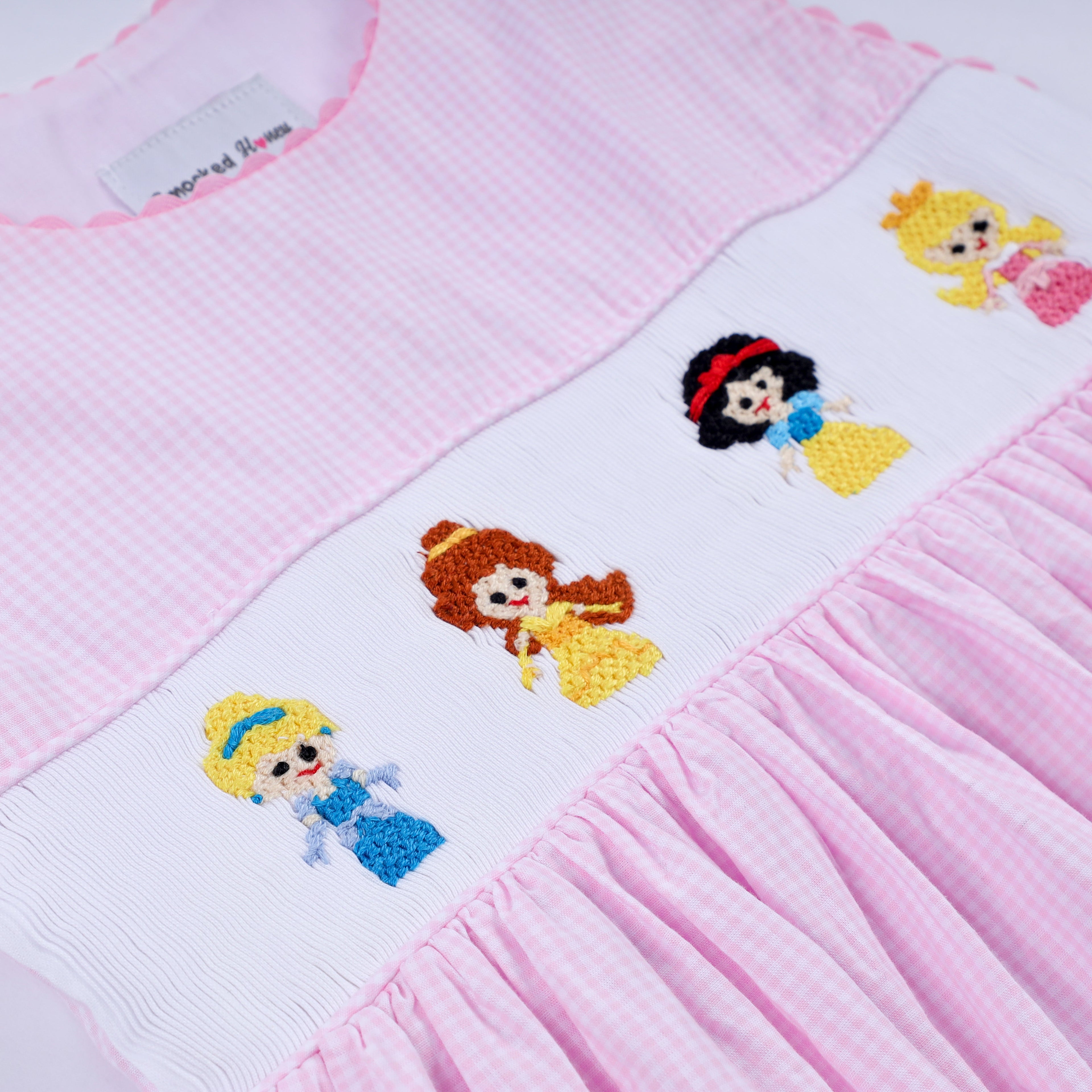Robe à carreaux smockée à la main "princesse rose"