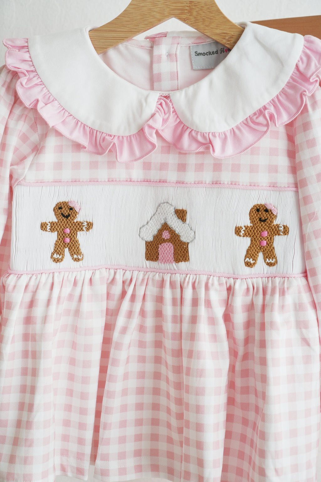 Ensemble pantalon à volants en vichy smocks main pain d'épices rose