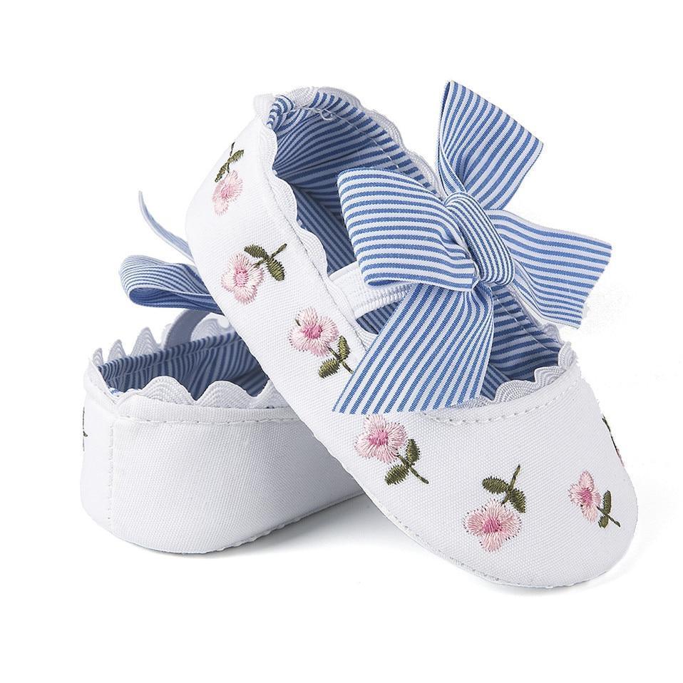 Chaussures de nouveau-né pour bébé fille, broderie florale, nœud rayé, premiers pas, semelles souples antidérapantes, chaussures de princesse