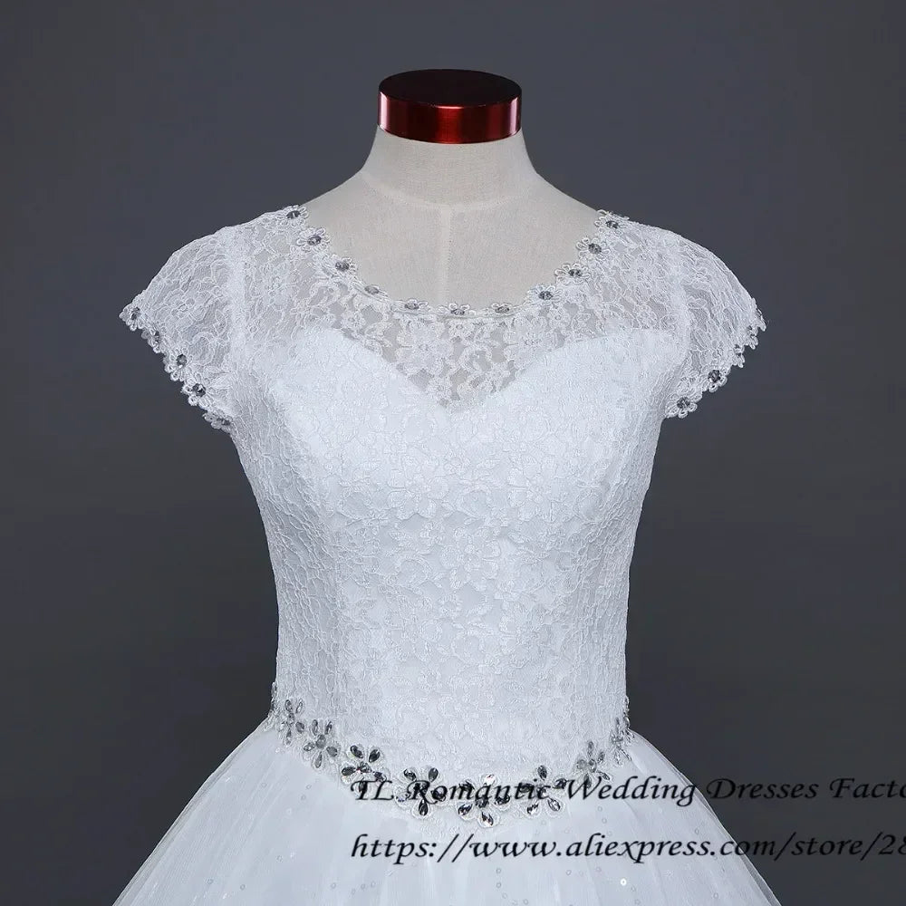 Robe de mariée grande taille, photo réelle, rouge, blanche pure, dentelle, col rond, paillettes, robes de mariée pas cher, robes de princesse, HS587