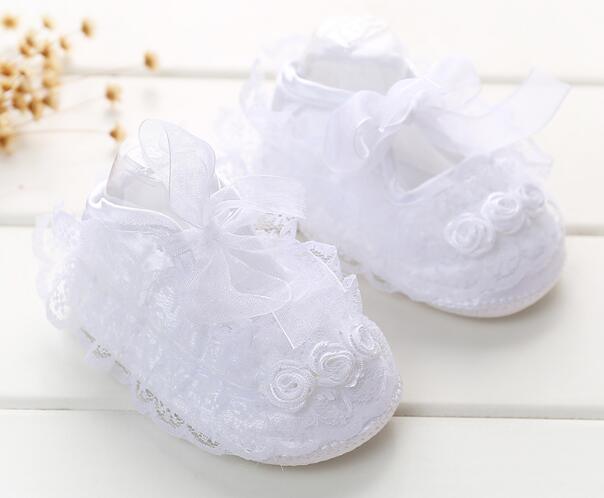 Chaussures de Princesse pour Bébé Filles à Fleurs Blanches Élégantes de Luxe de Haute Qualité à Semelle Souple et Légère