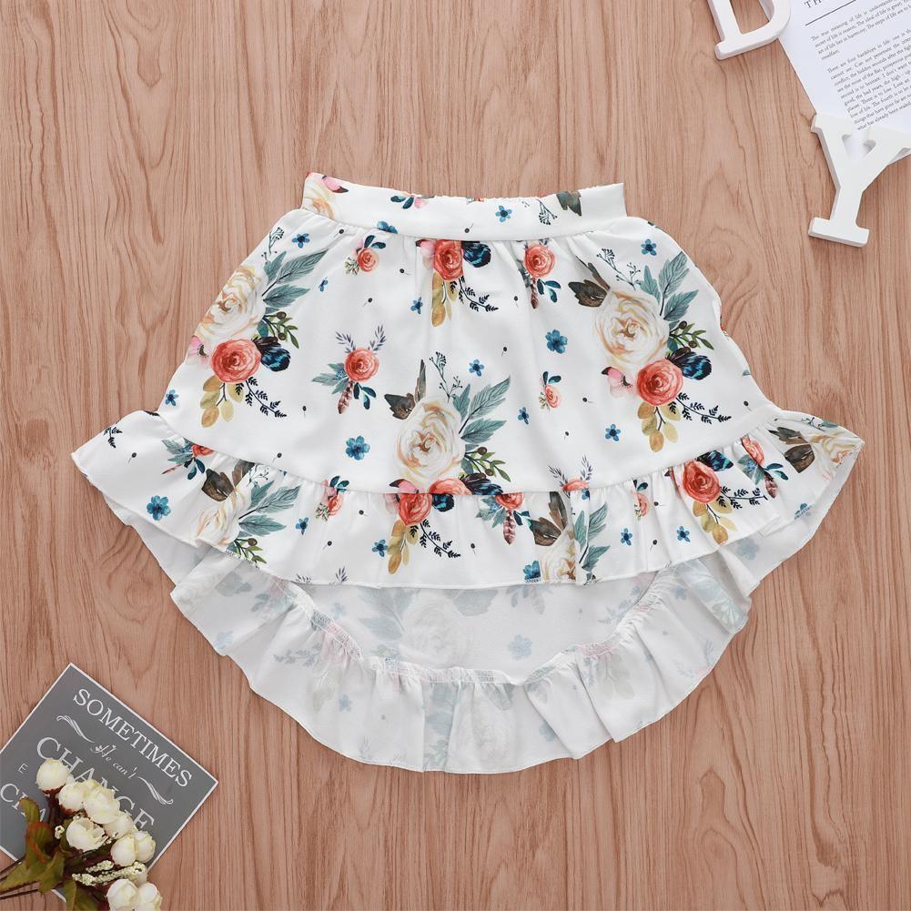 Robe élégante 2 pièces pour bébé fille avec hauts à volants et robe fleurie au design moderne et intéressant pour bébés filles