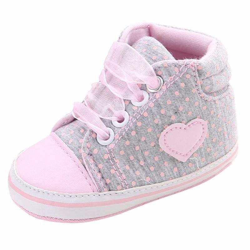 Baskets Premiers Pas Bébé Fille Points Cœur Automne Lacets Semelle Souple Coton