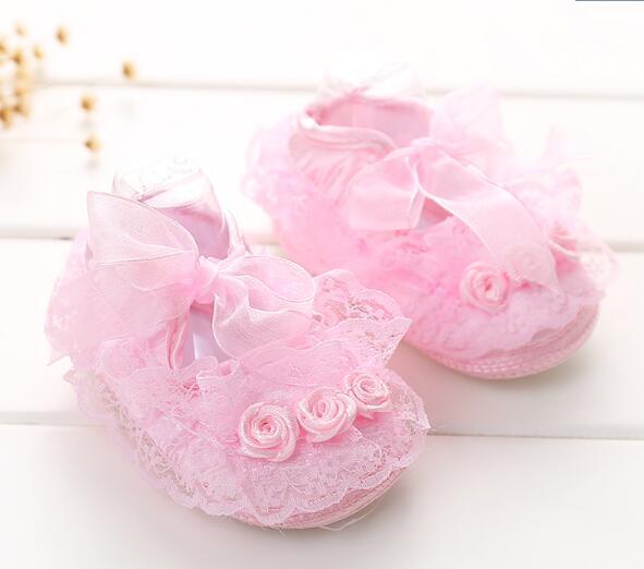 Chaussures de Princesse pour Bébé Filles à Fleurs Blanches Élégantes de Luxe de Haute Qualité à Semelle Souple et Légère