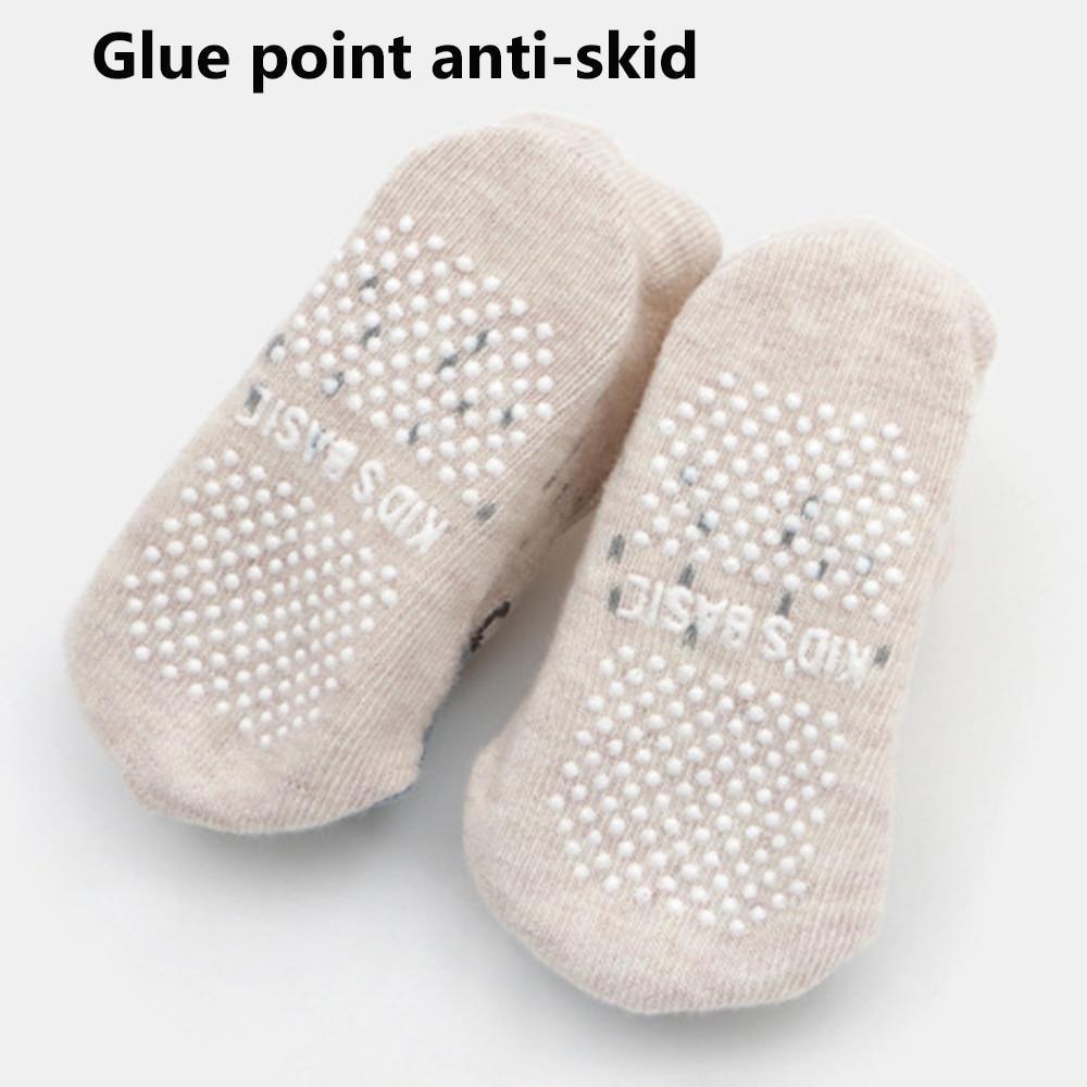 Chaussettes mignonnes antidérapantes respirantes en coton à motif dessin animé pour bébés filles et garçons, extensibles, pour la maison
