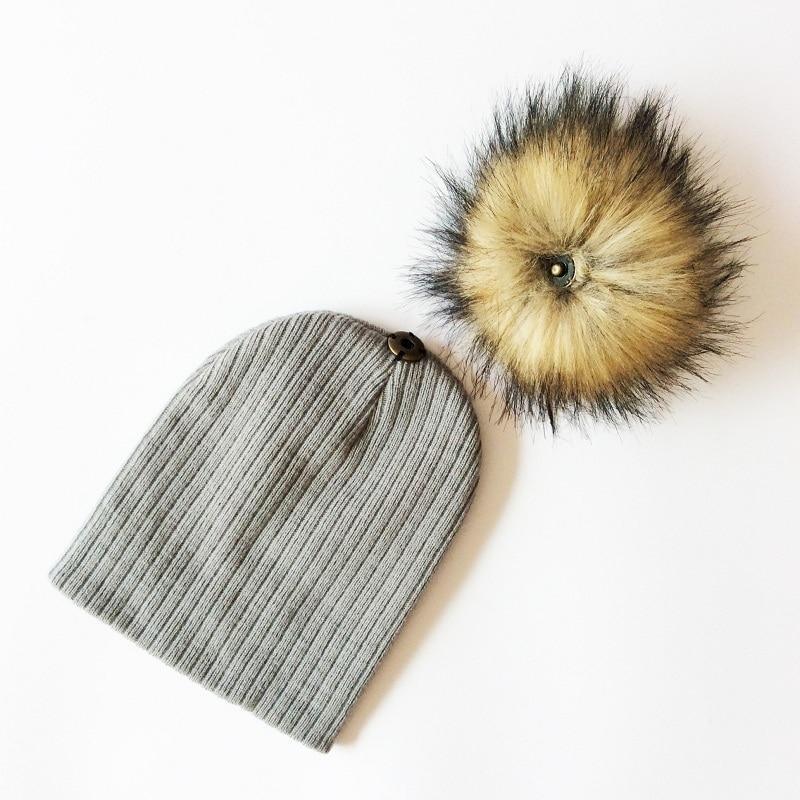 Tendance Nouvel Hiver Enfants Garçon Fille Bonnet en Crochet avec Pompom Artificiel Tricoté Enfants en Bas Âge Bonnets avec Pompon Bonnet Bébé pour Filles et Garçons