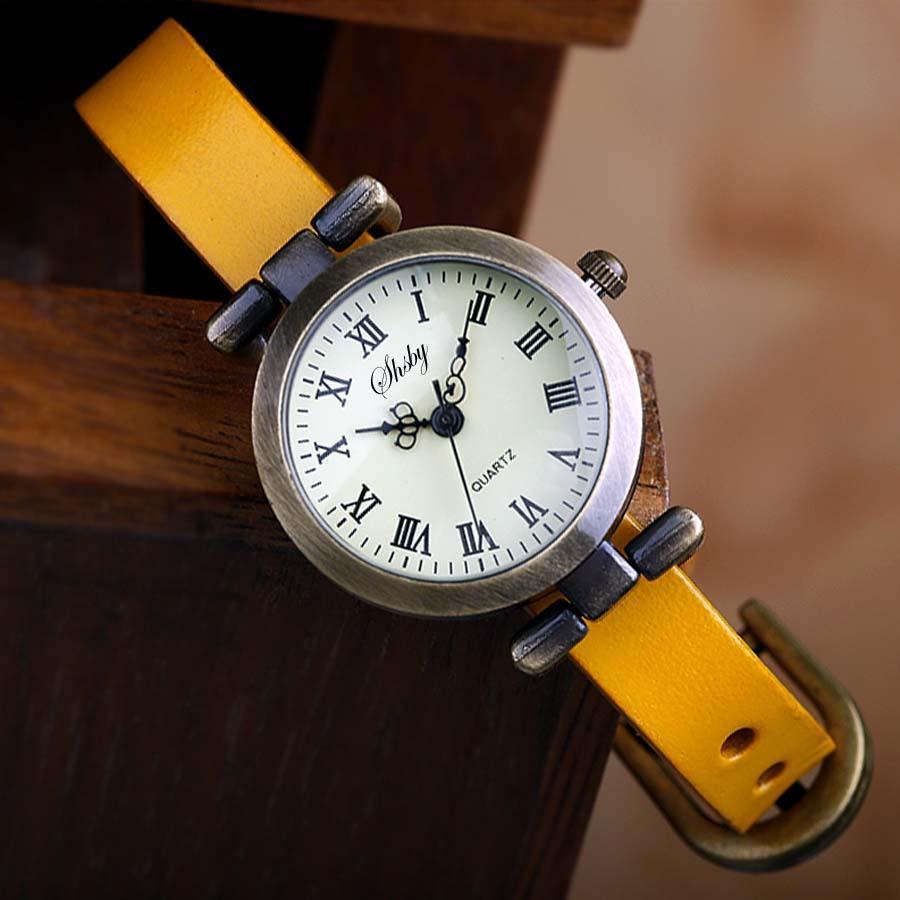 Nouvelle mode Montre en cuir pour femme très vendue Montre vintage Montres habillées pour femmes et jeunes filles