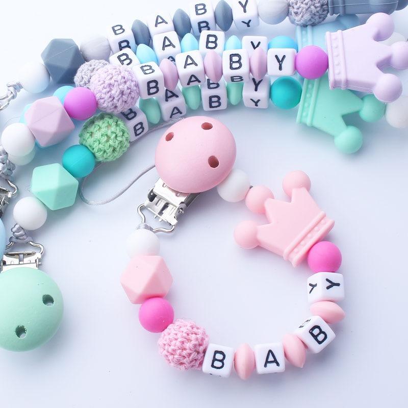 Attache-sucette personnalisée rose en silicone, perles de crochet, couronne en silicone, chaîne attache-sucette pour enfants et bébés.
