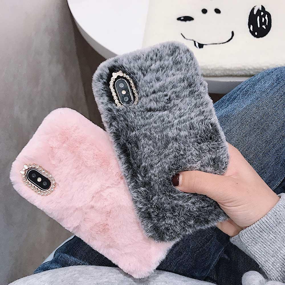 Étui cadeau Fashion Lady pour iPhone 14 13 12 XS Max XR X 11 Pro Max SE Coque chaude en fourrure duveteuse pour iPhone 6 7 8 Plus Coque de téléphone Housse arrière de protection en fourrure duveteuse