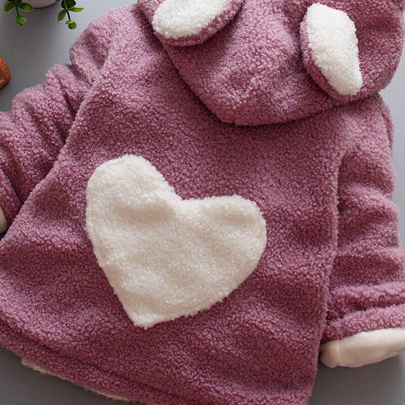 Manteaux d'hiver pour bébés filles, vêtements d'extérieur épais en velours pour nouveau-nés, sweats à capuche pour tout-petits avec motif cœur pour filles et bébés