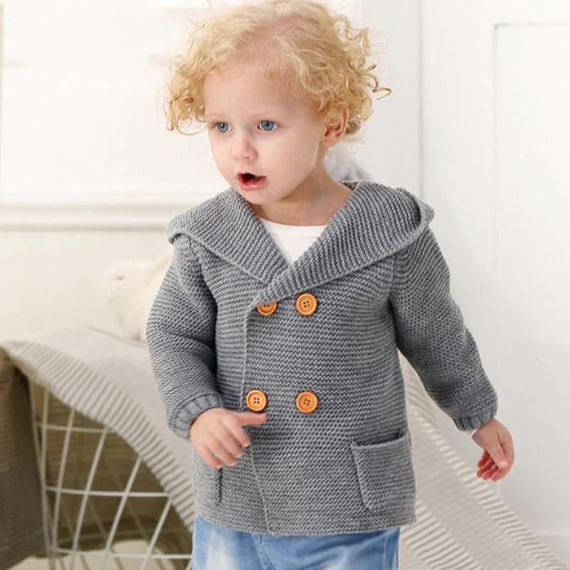 Cardigan tricoté chaud à manches longues et à capuche pour nouveau-né