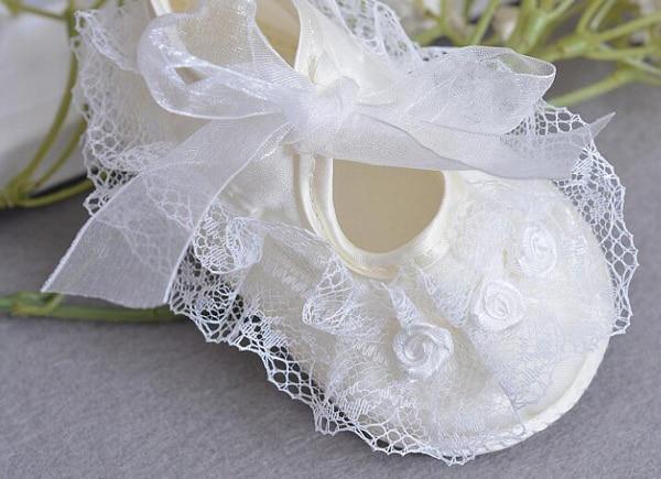 Chaussures de Princesse pour Bébé Filles à Fleurs Blanches Élégantes de Luxe de Haute Qualité à Semelle Souple et Légère