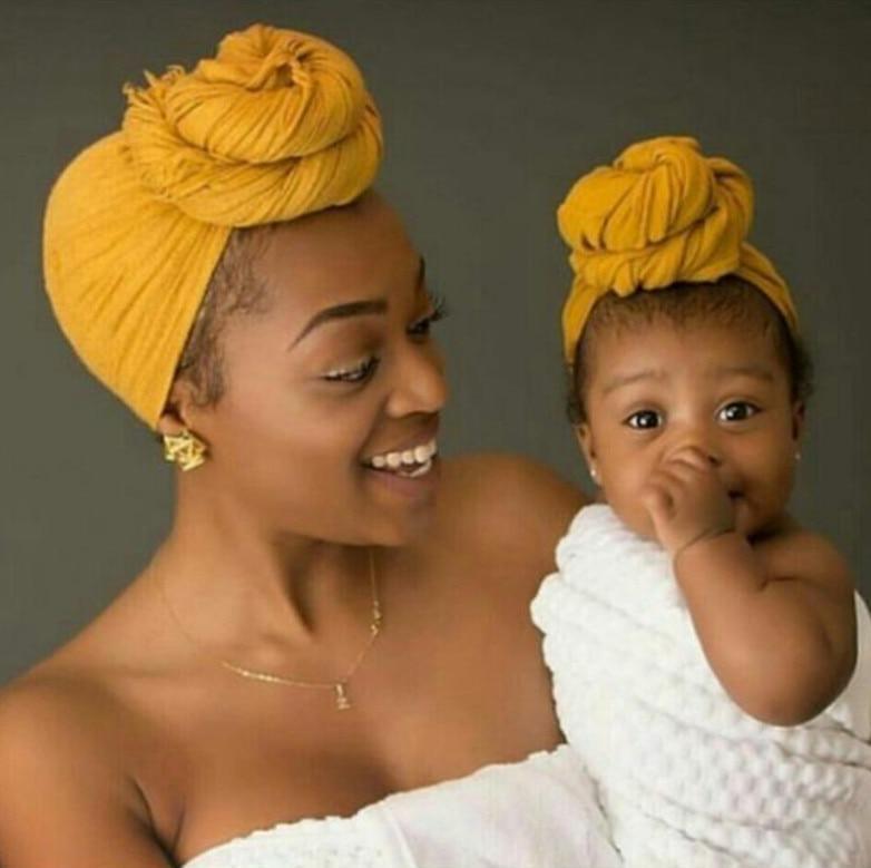 Chapeau en Coton Moderne Fait à la Main Pour Bébés Filles Turban Nœud Torsadé Casquettes Femme Pour Maman et Fille au Design Élégant