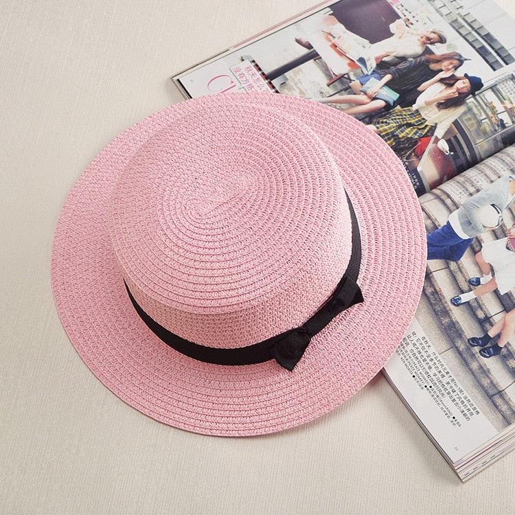 Chapeau de plage classique simple pour femme - Chapeau d'été décontracté en paille de couleur unie pour femme - Chapeau élégant pour voyage - Protection UV - Casquette de soleil pour femme - Design plat avec nœud - Casquette mignonne pour fille 56-58 cm