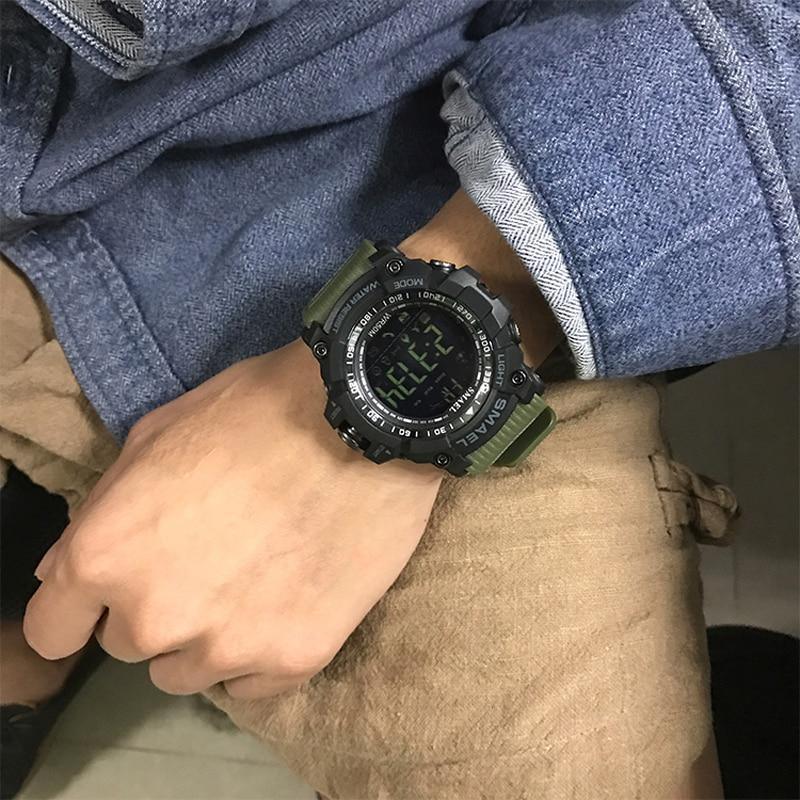 Montre Chronographe Homme Sport Intelligente Montre Militaire Sport Multifonction Étanche 50M Montre Digitale LED pour Homme