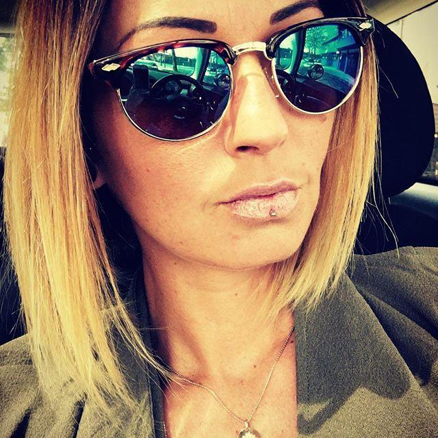 NOUVEAU - Tendance Célèbre - Élégantes Lunettes de Soleil Rétro et Modernes de Luxe Unisexe Pour Hommes et Femmes avec Verres Polarisés et Protection UV400