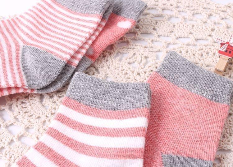 4 PAIRES/LOT de chaussettes en coton modernes pour bébés et enfants, printemps/automne, hiver, nouveau-né, nourrisson, chaussettes antidérapantes pour enfants