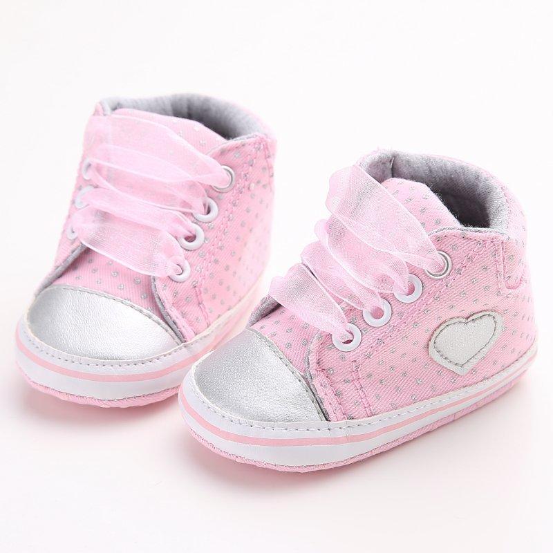 Baskets Premiers Pas Bébé Fille Points Cœur Automne Lacets Semelle Souple Coton
