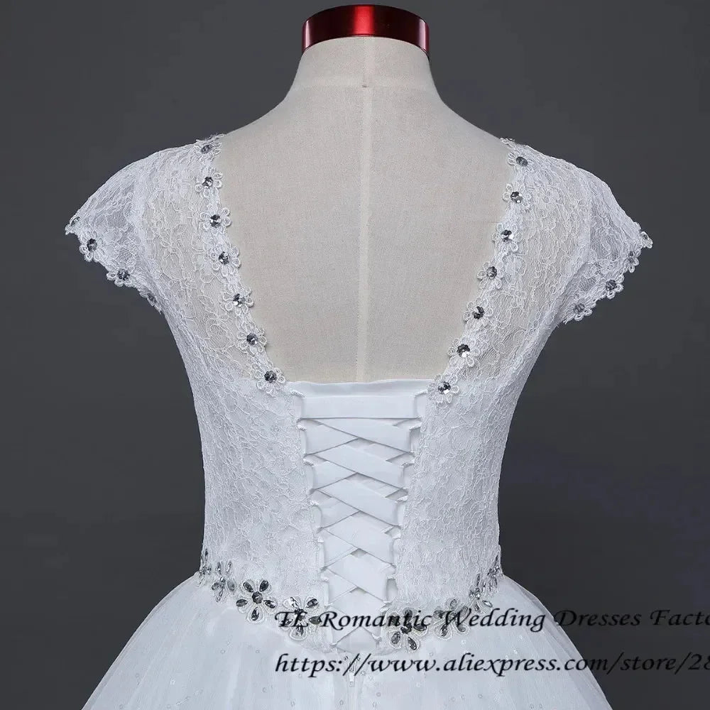 Robe de mariée grande taille, photo réelle, rouge, blanche pure, dentelle, col rond, paillettes, robes de mariée pas cher, robes de princesse, HS587