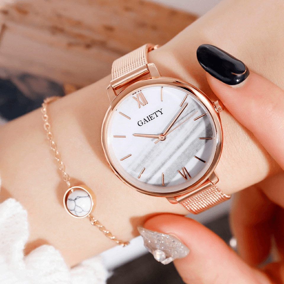 Ensemble de luxe Montre Femme Or Rose Perceuse à Eau Bracelet Montre Bijoux Dames Femme Heure Décontractée Montres à Quartz Pour Femmes et Filles
