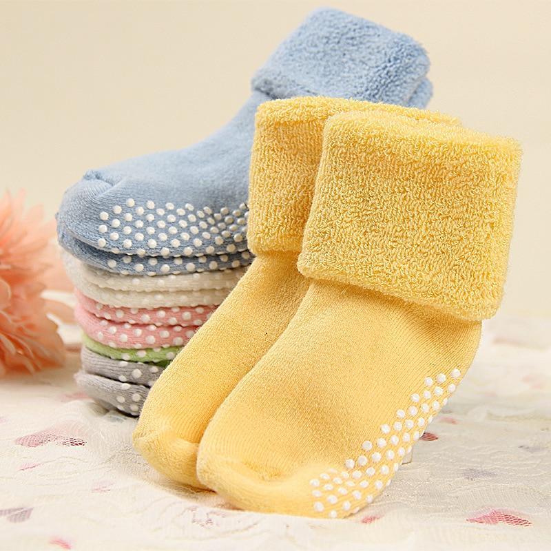 Chaussettes de sol antidérapantes durables en coton pour nouveau-né, pour bébé garçon et bébé fille, cadeau parfait pour une fête prénatale