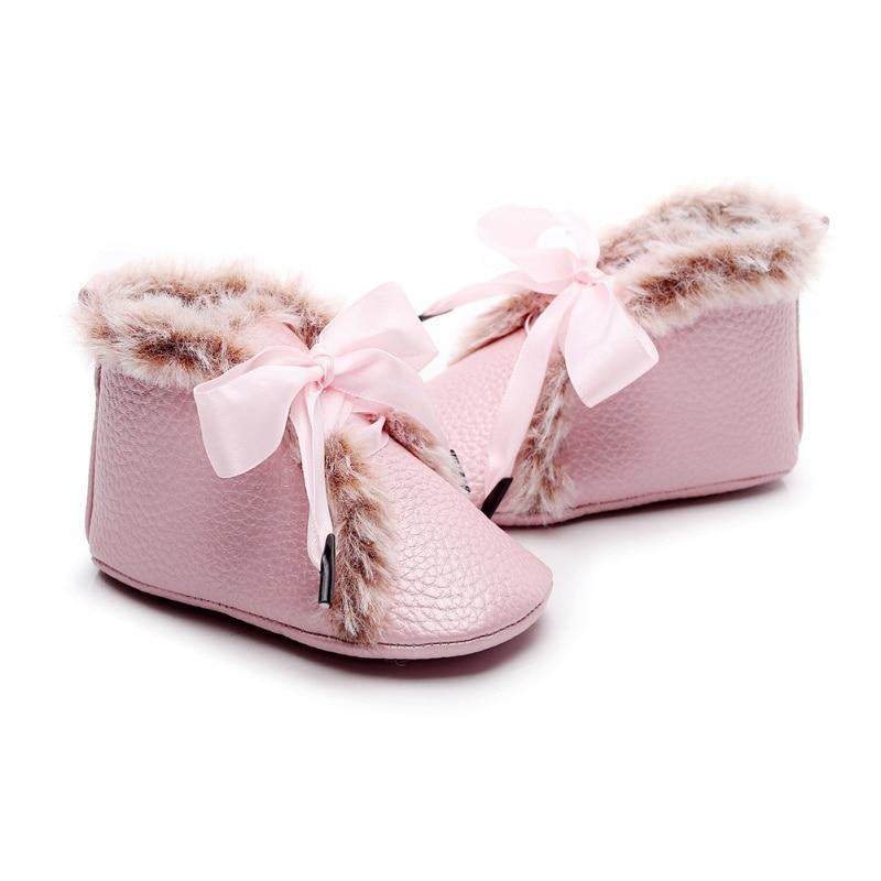 Bottes Bébé en PU Hiver Antidérapantes Chaudes Premiers Pas Semelle Souple Chaussons Bébé Nœud Papillon à Lacets