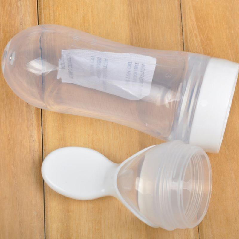 Biberon en silicone avec cuillère Bouteilles de complément alimentaire Bouteille de lait à presser avec cuillère Tasse pour bébé et enfant