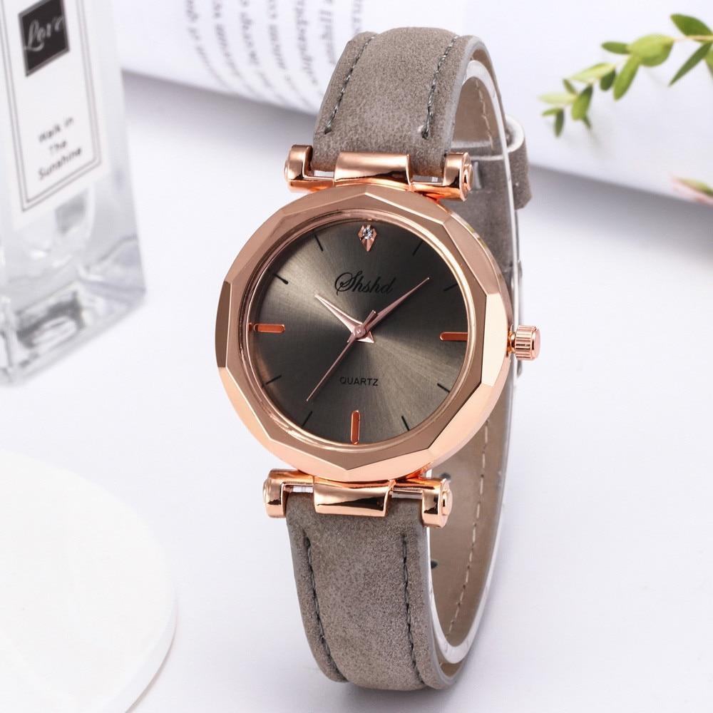 Montre Femme Strass Mode Exquis Montre Femme Cuir Décontracté Luxe Analogique Quartz Cristal Montre-bracelet Bracelet Montre Pour Femmes et Filles