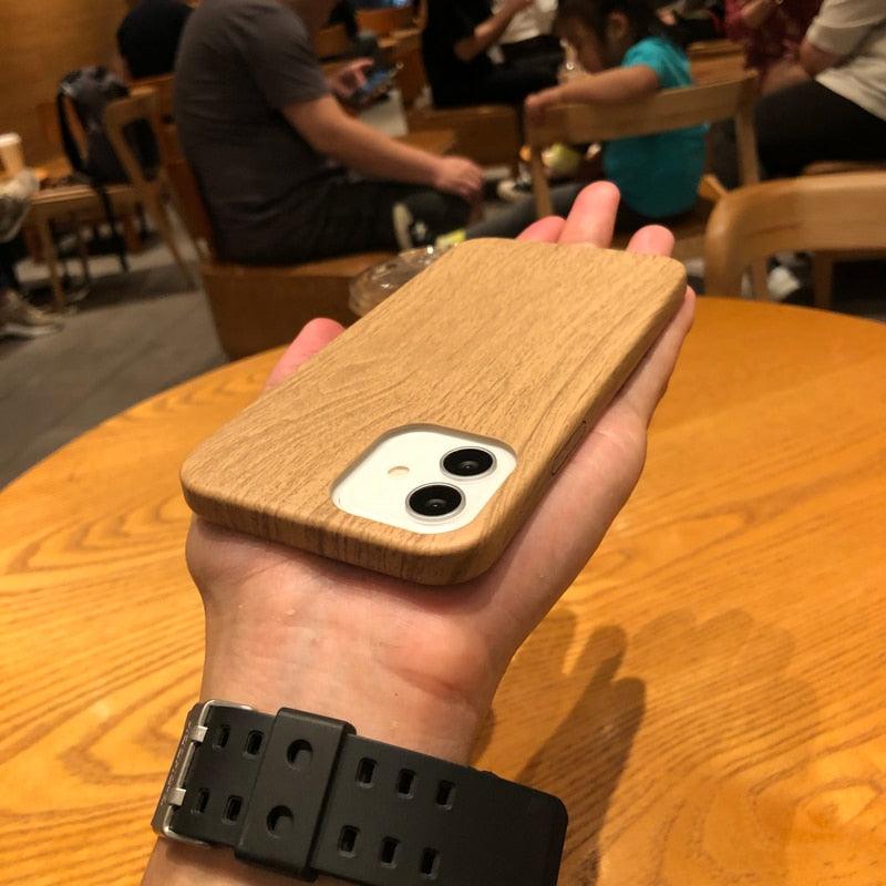 Coque de téléphone de luxe en bois simple pour iPhone 12 11 Pro Max Mini XS X XR 7 8 Plus SE Rétro Nouveau design naturel en bois de bambou doux et écologique Coque de protection pour téléphone