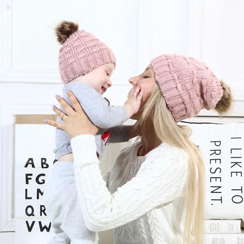 Bonnet en tricot chaud et doux pour bébé garçon, bébé fille et maman, avec pompon, assorti pour adulte et enfant