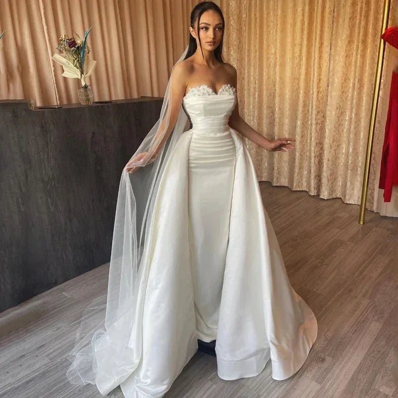 Eightree Robes de mariée sexy blanches en dentelle, bustier en cœur, avec traîne détachable, robe de mariée sirène en satin, robes de soirée de mariée personnalisées