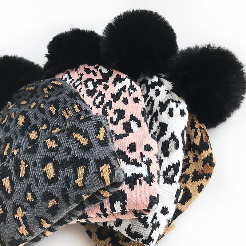 Tenues assorties mère-enfant imprimé léopard Bonnets enfants léopard Chapeaux mère-enfant Hiver Casquettes enfants pour Mère & Fille au Design Léopard Élégant