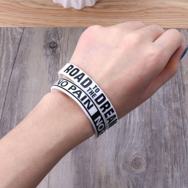 Bracelets Motivants en Caoutchouc de Silicone "Never Give Up" – Cadeau Idéal pour Hommes et Femmes, Style Tendance Cool