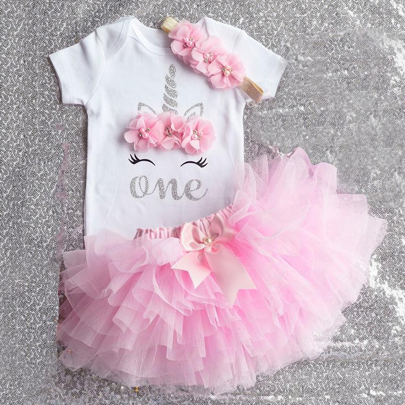 Robes tutu licorne pour nouveau-nés et tenues de premier anniversaire pour bébés filles dans un design moderne et luxueux