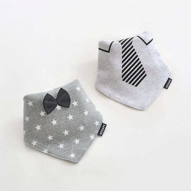 Lot de 2 bavoirs bandana double épaisseur en coton pour bébés, garçons et filles, bavoirs triangulaires, serviette pour nourrissons