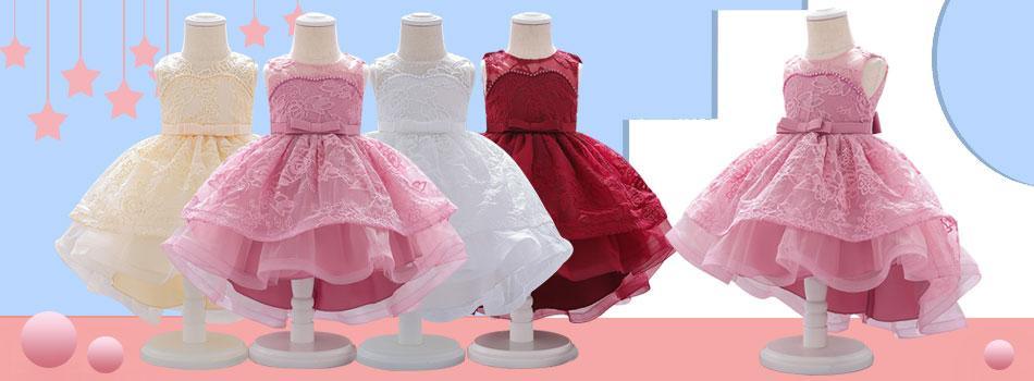 Robes de baptême en dentelle et tulle élégantes et luxueuses faites à la main pour bébés filles, idéales pour les fêtes et les mariages